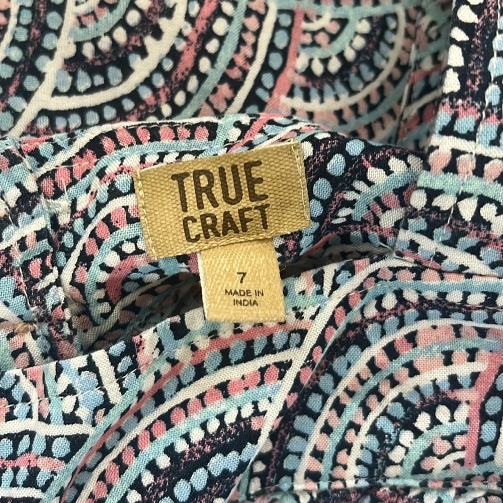 True Craft sleeve craft button